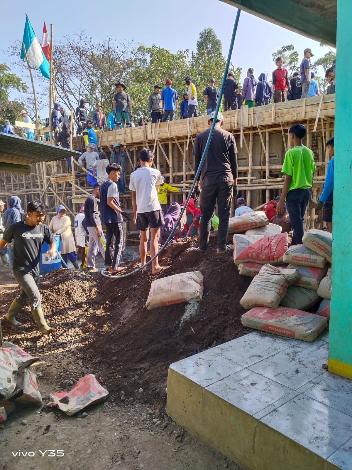 Warga Desa Banjarsari bangun ponpes secara swadaya
