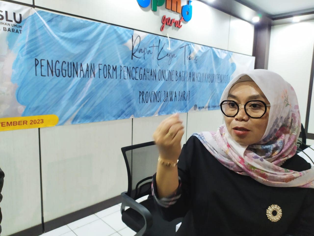 Nuryamah Koordinator Divisi Pencagahan dan partisipasi masyarakat Bawaslu Provinsi Jabar Nuryamah Koordinator Divisi Pencagahan dan partisipasi masyarakat Bawaslu Provinsi Jabar