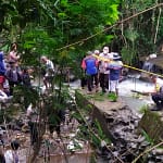 Mayat seorang pria ditemukan di sungai di Kecamatan Bayongbong, Kabupaten Garut Mayat seorang pria ditemukan di sungai di Kecamatan Bayongbong, Kabupaten Garut