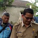 Kasi Pemerintahan Kecamatan Bayongbong, Daim meninjau pembangunan rutilahu di Desa Mekarsari Kasi Pemerintahan Kecamatan Bayongbong, Daim meninjau pembangunan rutilahu di Desa Mekarsari