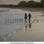 Pantai Santolo di Kabupaten Garut menjadi tujuan wisatawan setiap akhir tahun (foto shuttertstock) Pantai Santolo di Kabupaten Garut menjadi tujuan wisatawan setiap akhir tahun (foto shuttertstock)