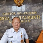 Widya Heru, Kepala Desa Karyamukti, Kecamatan CIbatu, Kabupaten Garut. Widya Heru menganggap pengurangan atau penambahan pagu dana desa hal yang wajar Widya Heru, Kepala Desa Karyamukti, Kecamatan CIbatu, Kabupaten Garut. Widya Heru menganggap pengurangan atau penambahan pagu dana desa hal yang wajar