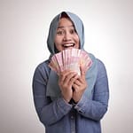Tidak semua warga miskin yang masuk DTKS akan menerima bansos (foto ilustrasi, istock) Tidak semua warga miskin yang masuk DTKS akan menerima bansos (foto ilustrasi, istock)