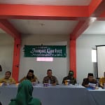 Kapolsek Cisurupan membuka acara Jumat Curhat di Desa Tambakbaya Kapolsek Cisurupan membuka acara Jumat Curhat di Desa Tambakbaya