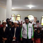 Lazis Muzaki Taawanul Ummah menyarahkan wakaf sumur bor dan melakukan santunan uang tunai juga sembako Lazis Muzaki Taawanul Ummah menyarahkan wakaf sumur bor dan melakukan santunan uang tunai juga sembako