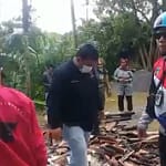 Yudha Puja Turnawan, Ketua DPC PDI Peruangan Garut kunjungi korban kebakaran di Singajaya Yudha Puja Turnawan, Ketua DPC PDI Peruangan Garut kunjungi korban kebakaran di Singajaya