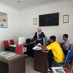 Camat Samarang Neneng Martiana menjelaskan soal penambahan data terbaru rumah rusak akibat gempa..Banyak rumah rusak akibat gempa di kabupaten Garut Camat Samarang Neneng Martiana menjelaskan soal penambahan data terbaru rumah rusak akibat gempa..Banyak rumah rusak akibat gempa di kabupaten Garut