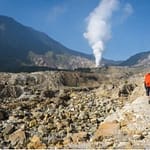 gunung papandayan (foto shutterstock) gunung papandayan (foto shutterstock)
