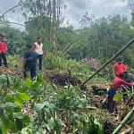 Peninjauan Lokasi Bencana Di Kampung Cipulus. Peninjauan Lokasi Bencana Di Kampung Cipulus.