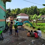 Desa Karyajaya Bersama PUPR Lakukan Pengerukan Irigasi Desa Karyajaya Bersama PUPR Lakukan Pengerukan Irigasi