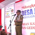Bupati Garut Rudi Gunawan Sedang pidato Bupati Garut Rudi Gunawan Sedang pidato