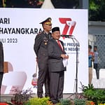 Bupati Garut di acara HUT Bayangkara ke 77 Bupati Garut di acara HUT Bayangkara ke 77