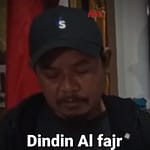 Dindin melakukan klarifikasi bahwa dirinya bukan relawan Prabowo melainkan relawan Jokowi Dindin melakukan klarifikasi bahwa dirinya bukan relawan Prabowo melainkan relawan Jokowi