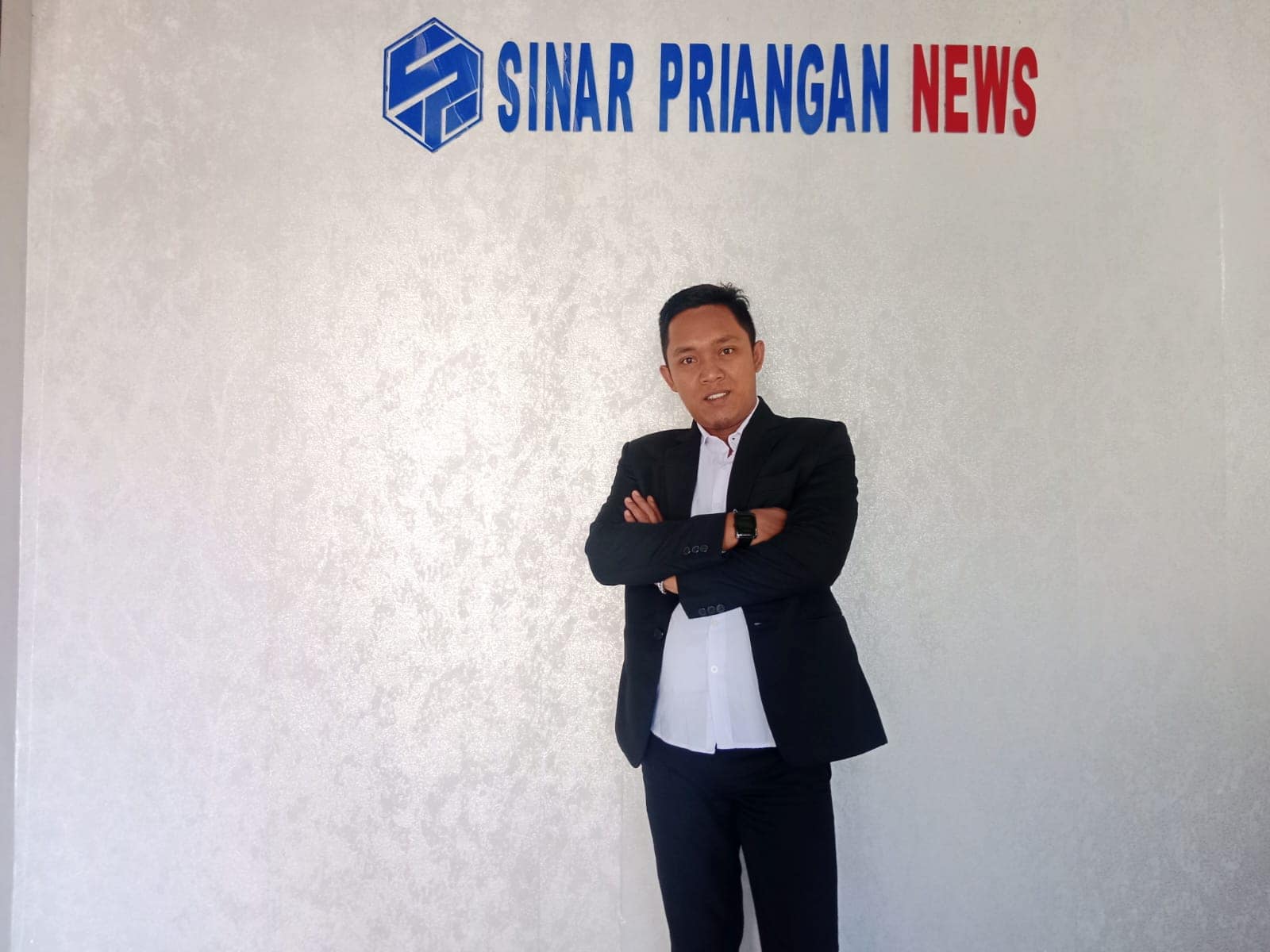 Wapimred Sinarpriangan.com (Mohamad Husni Mudakir) Wapimred Sinarpriangan.com (Mohamad Husni Mudakir)
