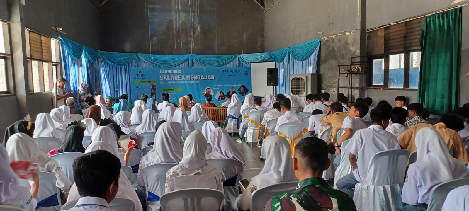 potret acara Gelar Launching Salarea mengajar di SMA PGRI Kecamatan Cibatu Kabupaten Garut.