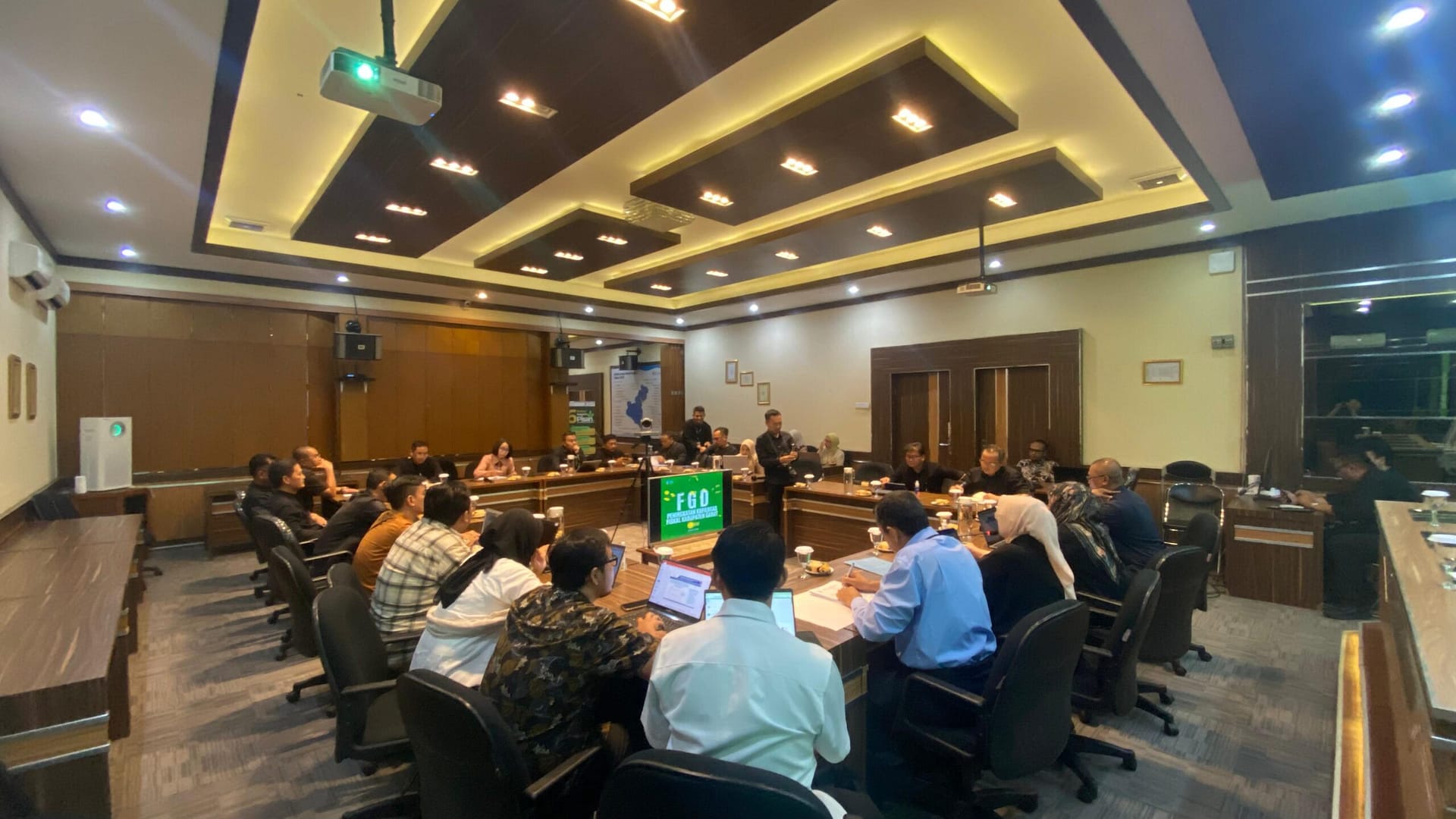 Pemkab Garut Bahas Kontribusi Utama Pajak dan Retribusi Daerah dalam FGD Ngorejat