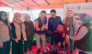 PT Bio Farma (Persero) menyalurkan bantuan kemanusiaan berupa vaksinasi tetanus dan bantuan logistik darurat bagi korban serta relawan bencana tanah longsor di Desa Pasirlangu, Kecamatan Cisarua, Kabupaten Bandung Barat