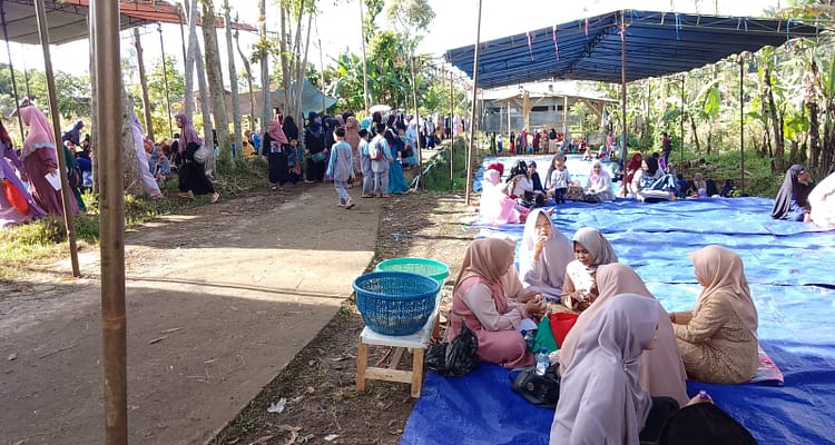 Haul Akbar Kanjeng Syekh Fatah Rahmatullah dan Para Sesepuh Makam Karomah Tanjung Singguru di Kampung Tanjung Mukaromah, Desa Tanjung Karya, Kecamatan Samarang, Kabupaten Garut Haul Akbar Kanjeng Syekh Fatah Rahmatullah dan Para Sesepuh Makam Karomah Tanjung Singguru di Kampung Tanjung Mukaromah, Desa Tanjung Karya, Kecamatan Samarang, Kabupaten Garut