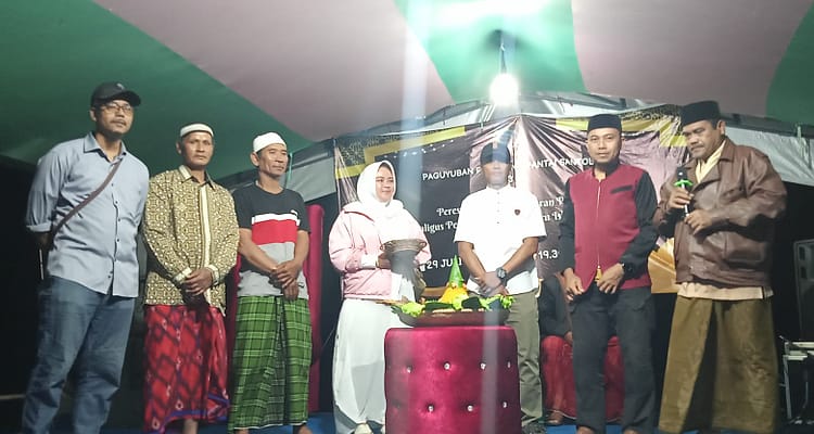 Sesi Poto Bersama Di Acara Tablig Akbar Sesi Poto Bersama Di Acara Tablig Akbar
