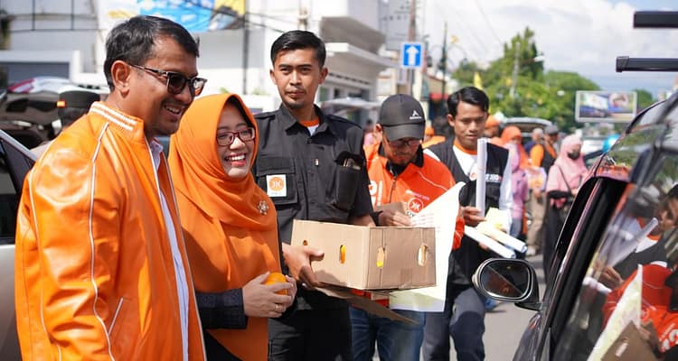 Dr. Helmi Budiman dan Dr. Hani Firdiani