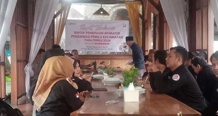Panwascam Kecamatan Bayongbong